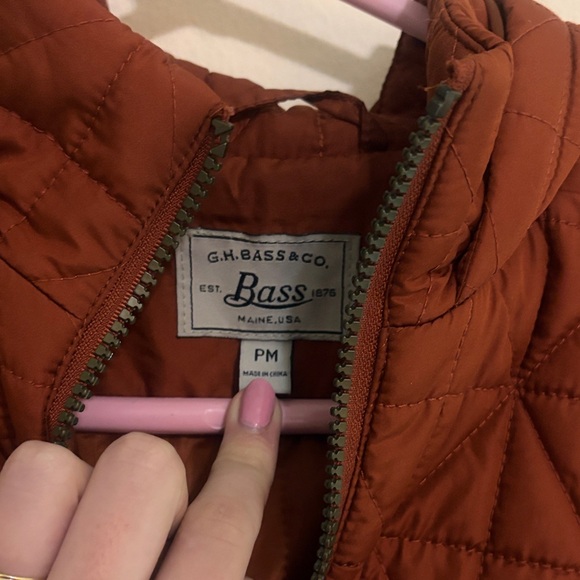 G.H. Bass & Co. Quilted Orange Vest - Picture 2 of 2